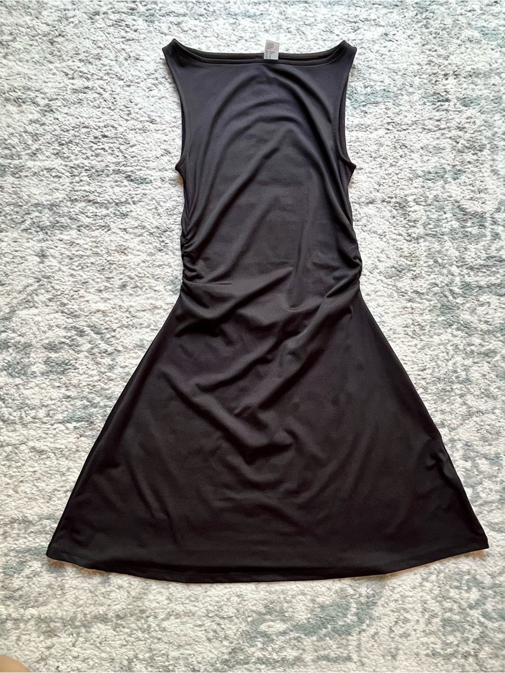 Divided Black Sleeveless Midi Dress